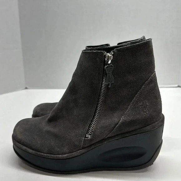 Fly London Jome Bootie Ankle Boots Suede Side Zip Gray Womens Size 38 US 7.5 - 8 - Picture 5 of 14